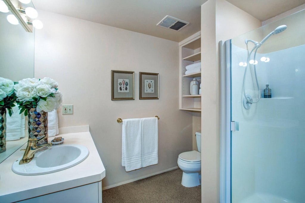 Bathroom Remodeling Contractor